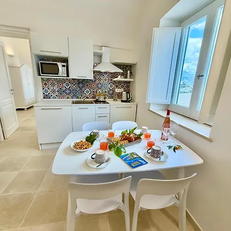 Maison Mareamalfi Vettica Nyaraló *